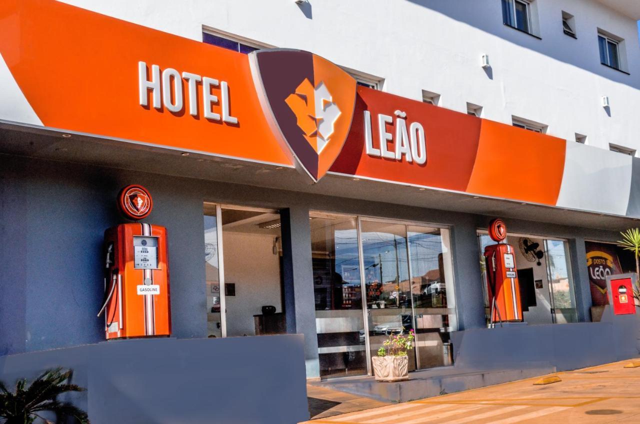 Hotel Pousada Do Leao Lencois Paulista Exteriör bild